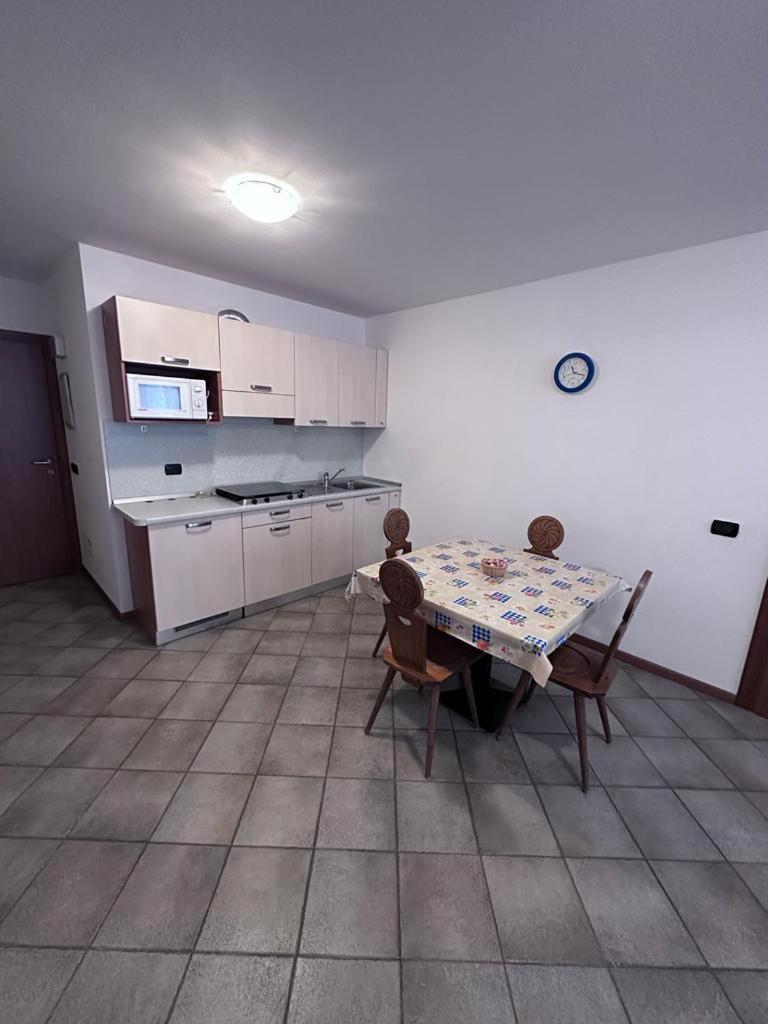 Appartamenti Vidi Pinzolo Exterior photo